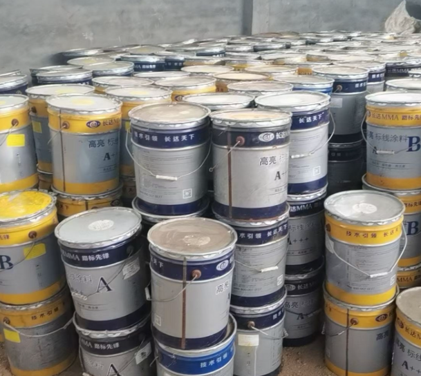威海市聚氨酯原料回收废旧油漆回收 - 哪里好